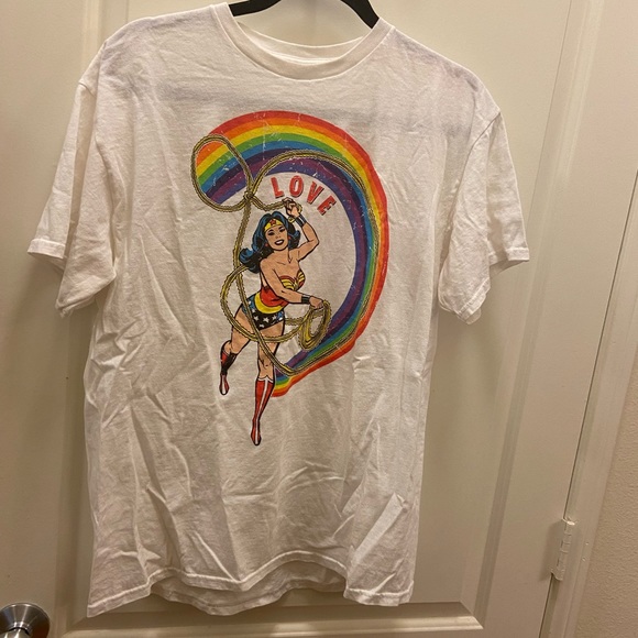 Wonder Woman Pride Shirt | Six Flags - Picture 1 of 3